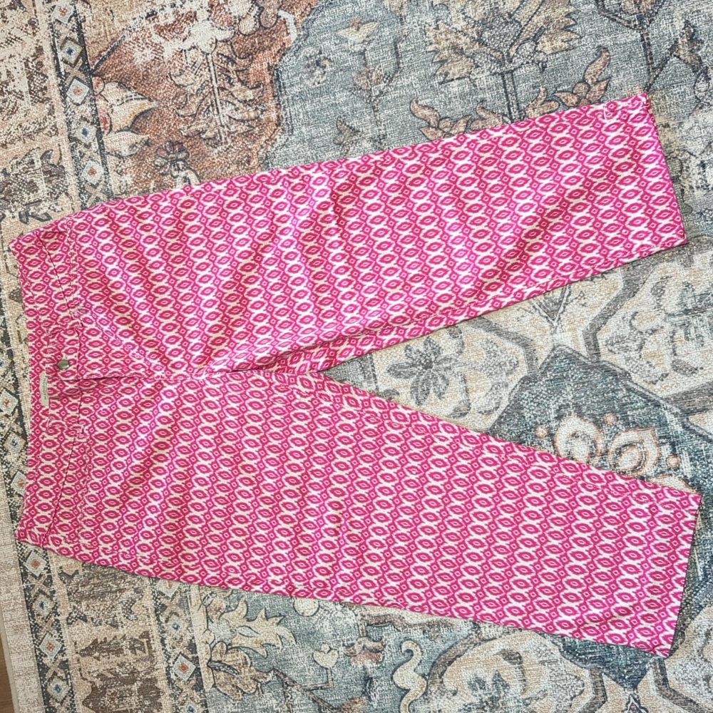 Madison Pink Patterned Capris